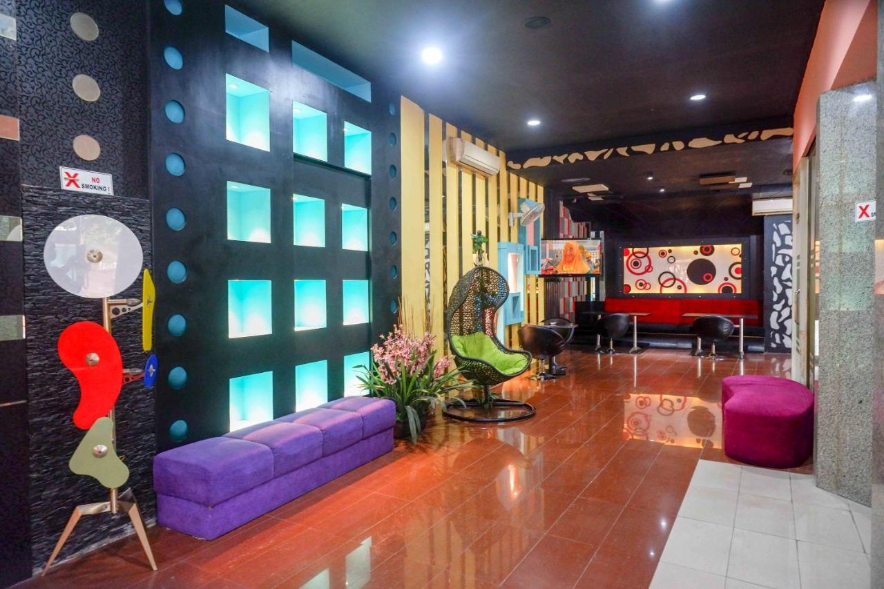Gubeng Sans Hotel International Surabaya מראה חיצוני תמונה