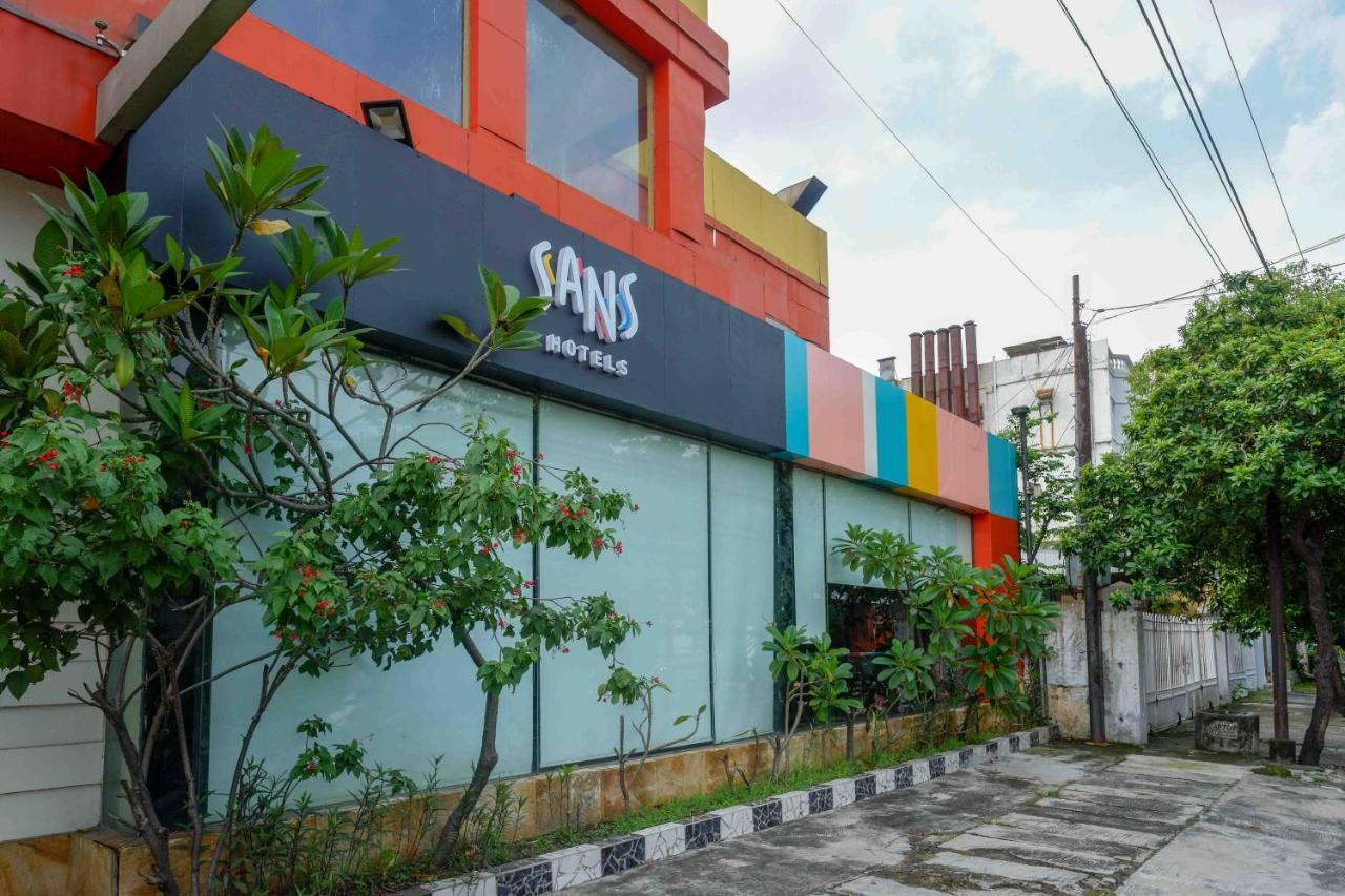 Gubeng Sans Hotel International Surabaya מראה חיצוני תמונה