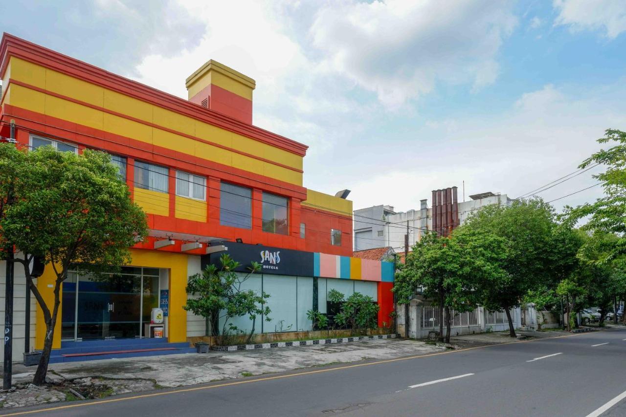Gubeng Sans Hotel International Surabaya מראה חיצוני תמונה